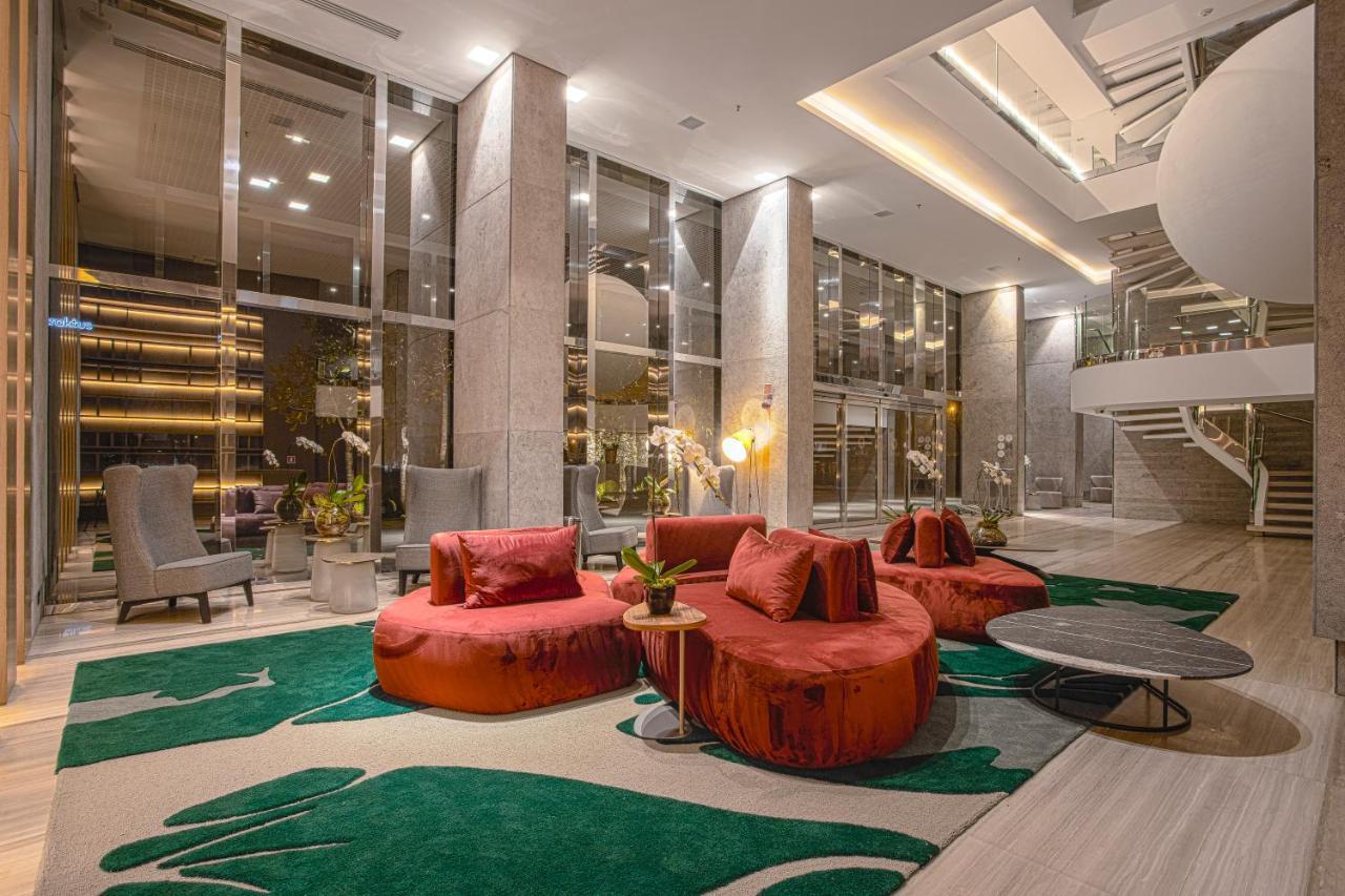 Suryaa Hotel Pinhais, Curio Collection By Hilton Exteriér fotografie