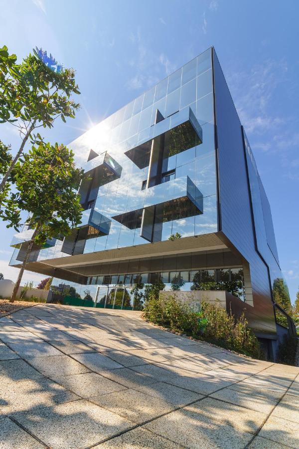 Suryaa Hotel Pinhais, Curio Collection By Hilton Exteriér fotografie