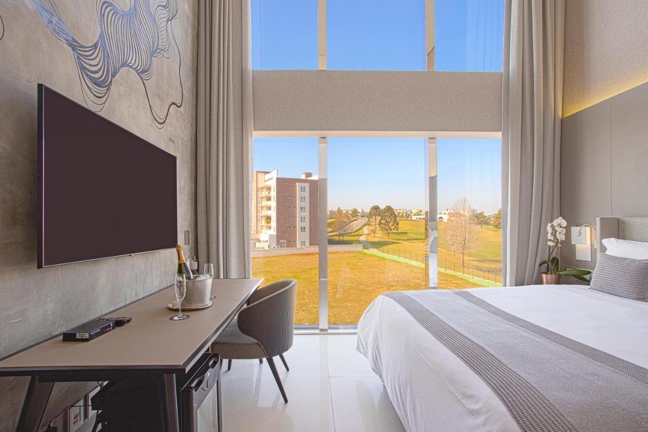 Suryaa Hotel Pinhais, Curio Collection By Hilton Exteriér fotografie