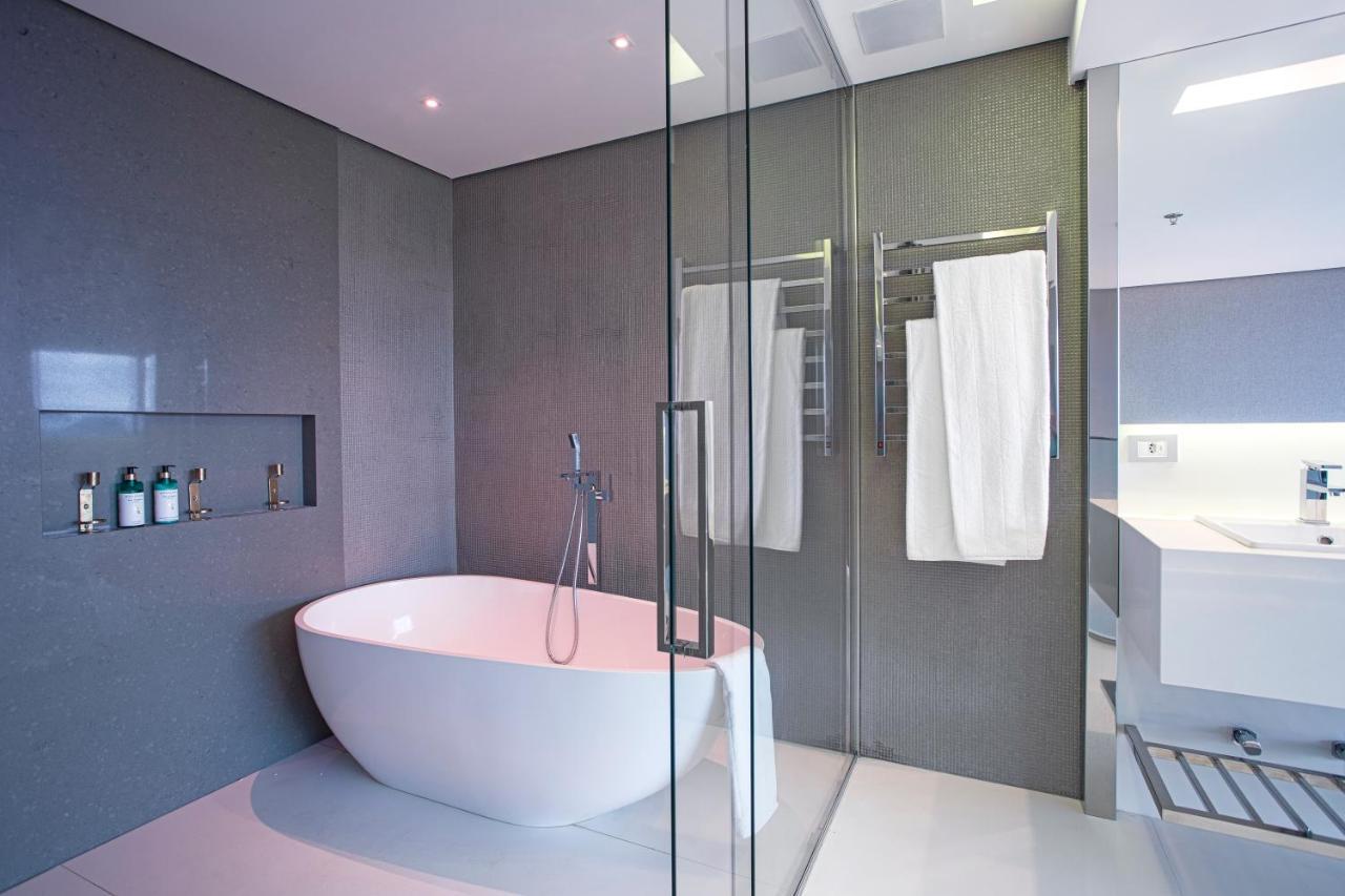 Suryaa Hotel Pinhais, Curio Collection By Hilton Exteriér fotografie