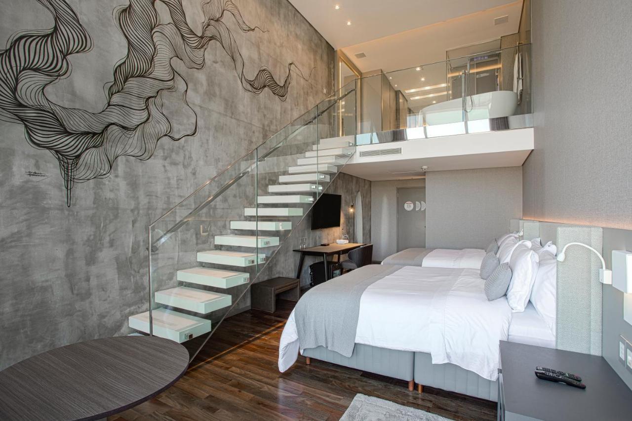 Suryaa Hotel Pinhais, Curio Collection By Hilton Exteriér fotografie