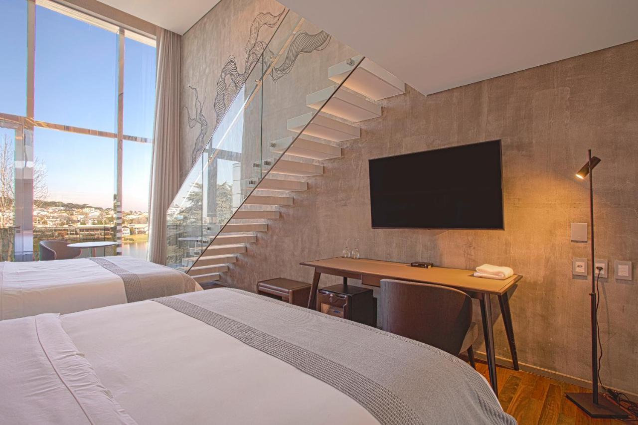 Suryaa Hotel Pinhais, Curio Collection By Hilton Exteriér fotografie