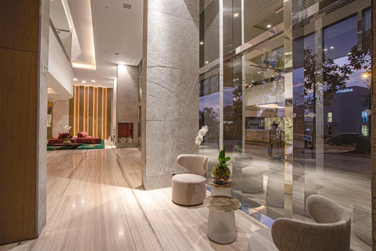 Suryaa Hotel Pinhais, Curio Collection By Hilton Exteriér fotografie