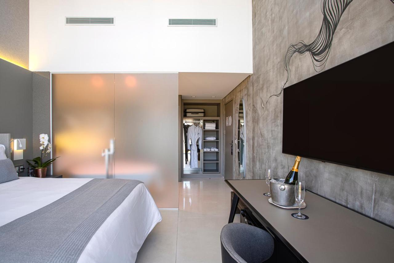 Suryaa Hotel Pinhais, Curio Collection By Hilton Exteriér fotografie