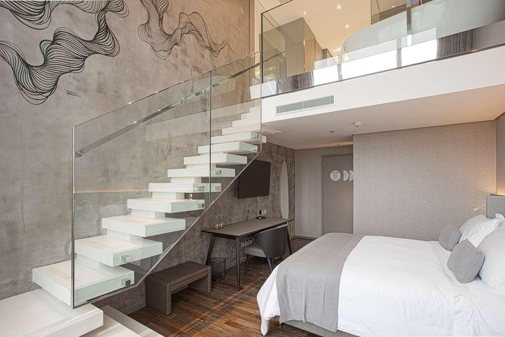 Suryaa Hotel Pinhais, Curio Collection By Hilton Pokoj fotografie