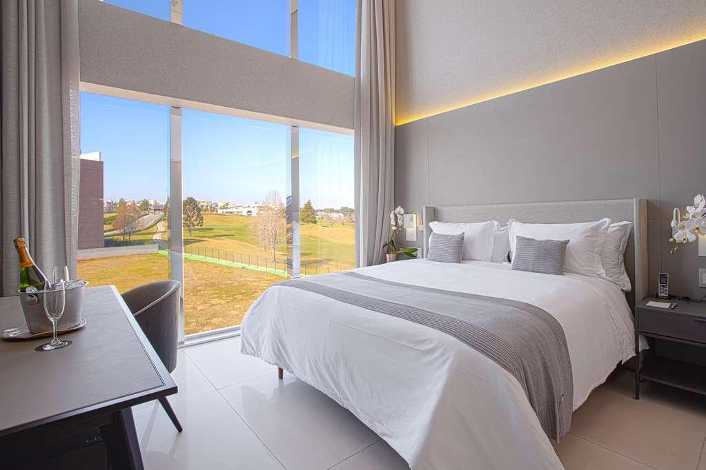 Suryaa Hotel Pinhais, Curio Collection By Hilton Pokoj fotografie