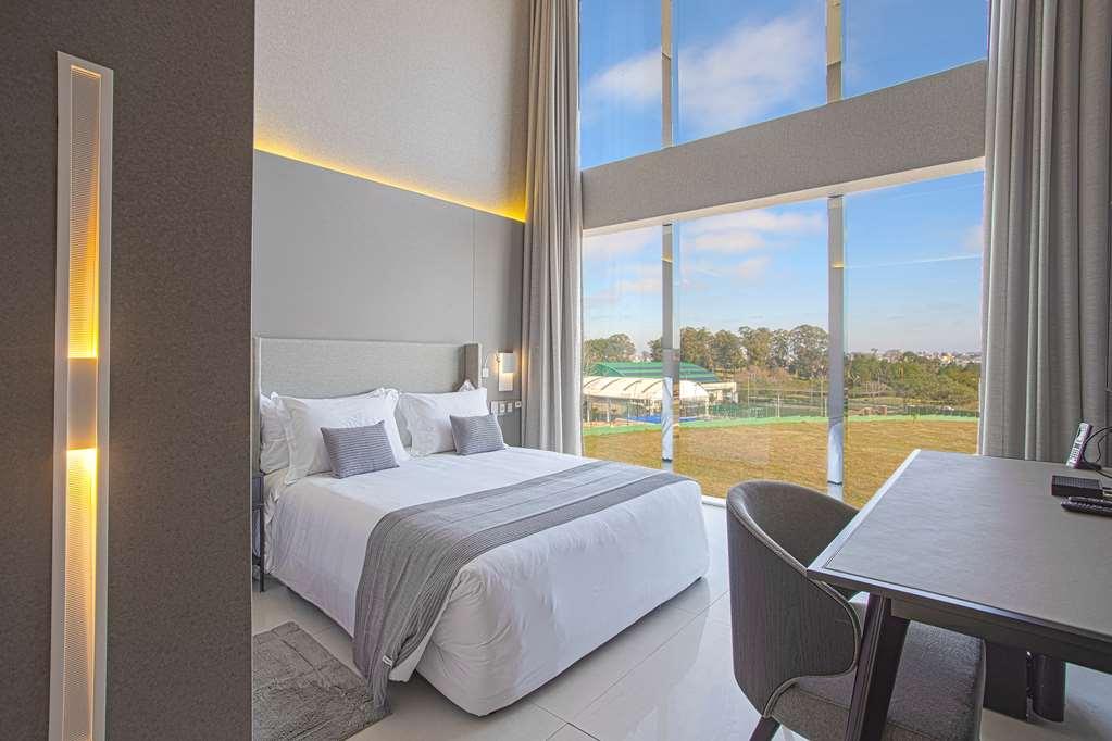 Suryaa Hotel Pinhais, Curio Collection By Hilton Pokoj fotografie